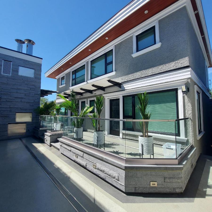 Beautiful Bright 3 Bed Townhouse Daire Vancouver Dış mekan fotoğraf