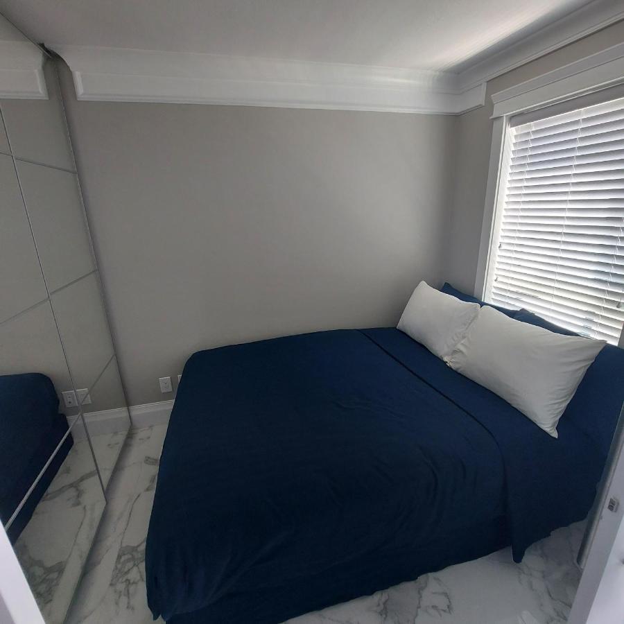 Beautiful Bright 3 Bed Townhouse Daire Vancouver Dış mekan fotoğraf